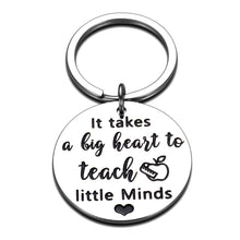 Load image into Gallery viewer, Christmas Teacher Appreciation Keychain Gifts for Teachers Women Men Teacher’s Day Xmas Graduation Gift for Schoolteacher Tutor Mentor It Takes A Big Heart to Teach Little Minds Thank You Jewelry