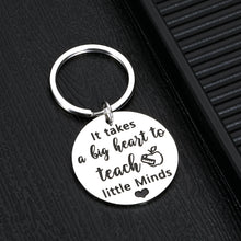 Load image into Gallery viewer, Christmas Teacher Appreciation Keychain Gifts for Teachers Women Men Teacher’s Day Xmas Graduation Gift for Schoolteacher Tutor Mentor It Takes A Big Heart to Teach Little Minds Thank You Jewelry