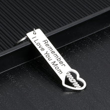 Load image into Gallery viewer, Christmas Mom Gifts Keychain for Mother Women from Daughters Son Birthday Mothers Day Gift for Her Mommy Mum Mama from Teen Boys Girls Children Remenber I Love You Mom Jewelry Key Chians