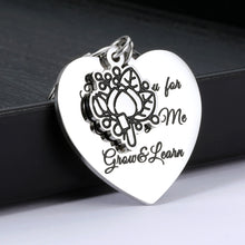 Load image into Gallery viewer, Appreciation Gifts Keychain for Teacher Boss Leader Friend Thank You Christmas Birthday Gift for Teachers Coach Volunteer Mentor Coworker Eldership Thank You for Helping Me Grow Learn Jewelry Present