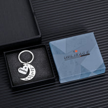 Load image into Gallery viewer, Grandma Gifts Keychain for Grandma Grandmother Women from Grandson Granddaughter Grandparents Day Christmas Birthday Gift from Grandchildren I Love You to The Moon and Back Grandma Jewelry Presen