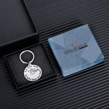 Load image into Gallery viewer, Inspirational Religious Gifts for Women Men Giraffe Lovers Spiritual Keychains Faith Jewelry for Teens Son Daughter Graduation Gifts Husband Her Him Birthday Gifts from Wife Mom Senior Friends