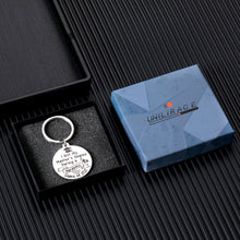 Load image into Gallery viewer, Class of 2021 Keychain Master Degree Graduation Gifts for Her Him Men Grad Celebration Party Souvenir Gifts for College Student Classmate Friend Son Daughter from Teacher Professor Senior Mom Dad
